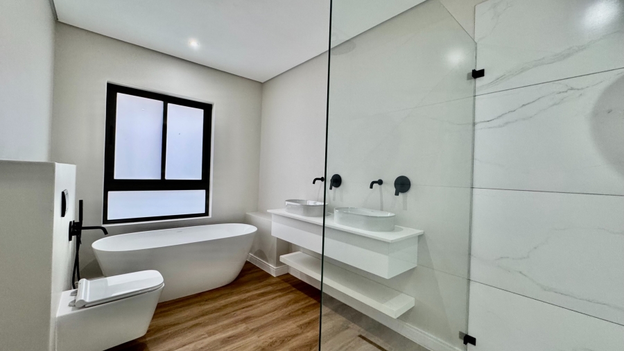 3 Bedroom Property for Sale in Croydon Gardens Estate Western Cape